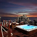 The Cliff Bay - Portobay Hotell