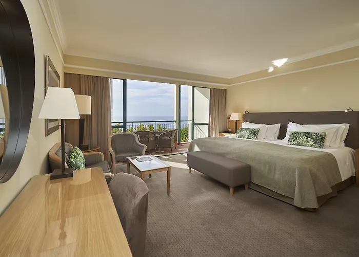 The Cliff Bay - Portobay Hotel