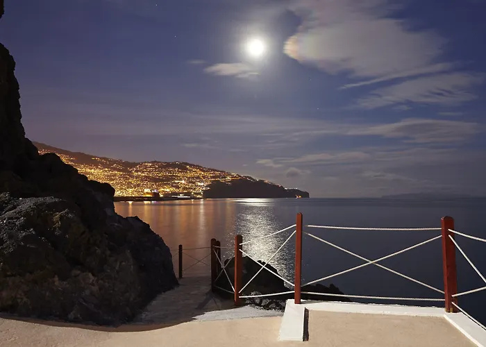 The Cliff Bay - Portobay 5* פונשל