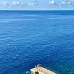 The Cliff Bay - Portobay Hotell