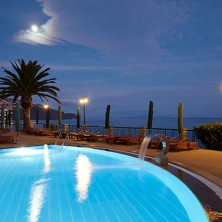 Szálloda The Cliff Bay - Portobay 5*